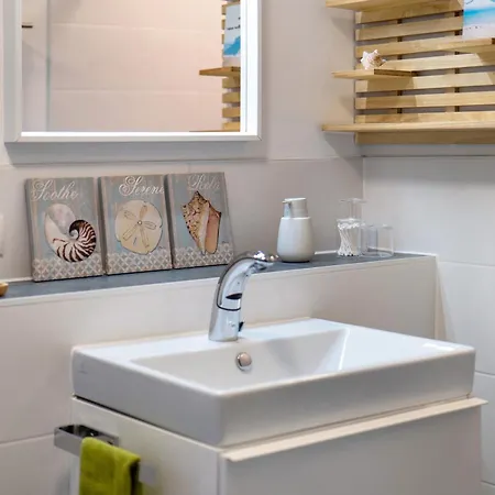 Mit Eigenem Eingang *